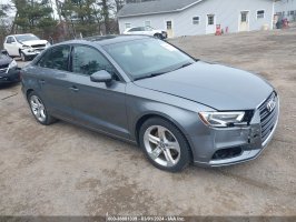 Audi a3 8v 2018 2.0 TFSI Zdjęcia na aukcji i już naprawiona
