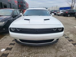 Dodge Challenger 3.6 L 2015 Topowy muscle car z USA