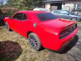 Dodge Challenger 5,7 L 2019 Topowy muscle car z USA